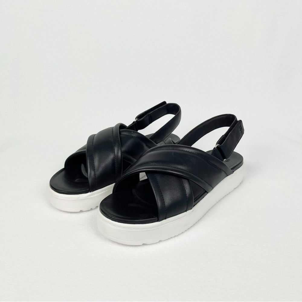 UGG Sandals